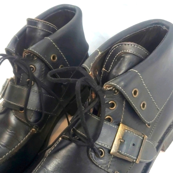 Vintage Johnston & Murphey Black Leather Foldover Boots With Buckle - Picture 6 of 10